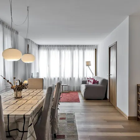 Chesa Chalavus - Apartment *