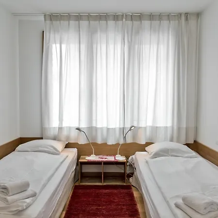 Apartment Chesa Chalavus - St. Moritz