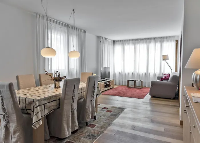 Chesa Chalavus - Lägenhet