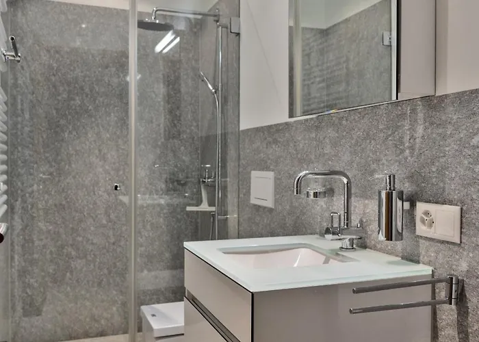 Chesa Chalavus - 公寓 *